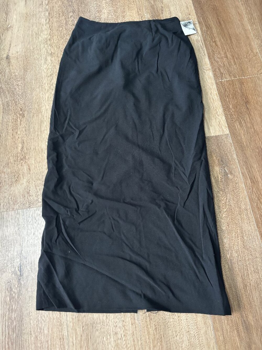Apostrophe Essentials Vintage Black Skirt - Size 8 - NWT